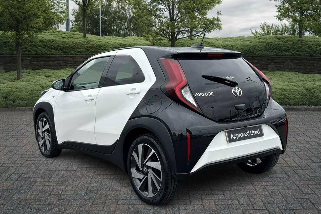 Toyota Aygo X 1.0 Vvt-i Edge FY75TKF #5