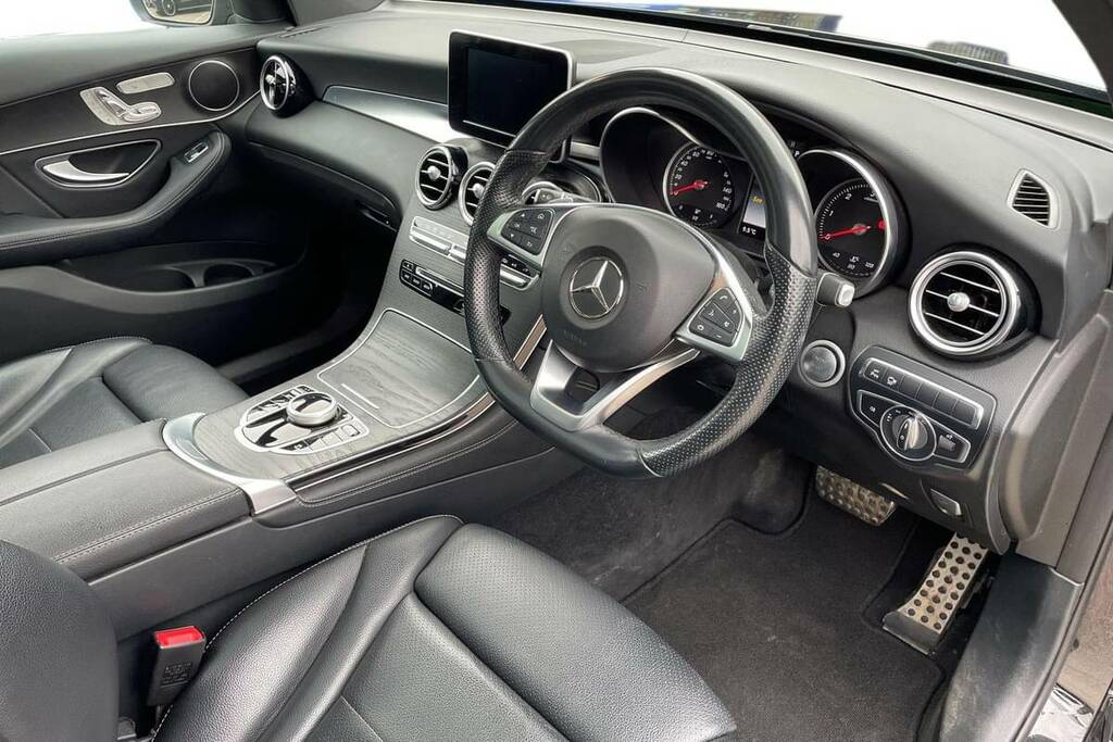 Mercedes-Benz GLC Class 250D 4Matic Amg Line Premium 9G-tronic AK18EJY Black #4