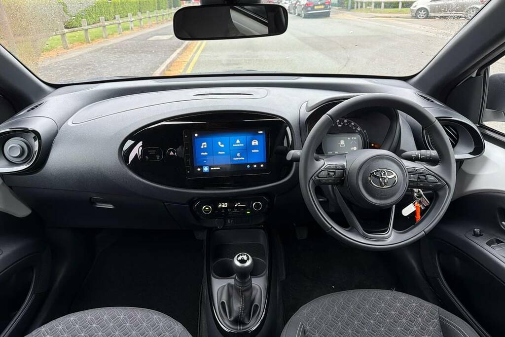 Toyota Aygo X 1.0 Vvt-i Edge KN75YJM  #5