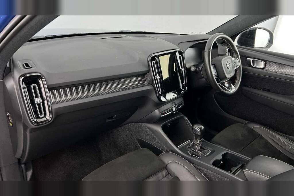 Volvo XC40 1.5 T3 163 R Design FE21OMM Blue #6