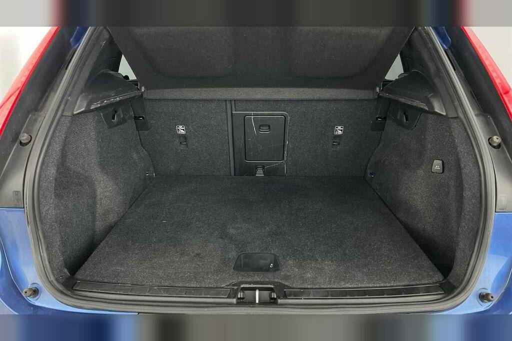 Volvo XC40 1.5 T3 163 R Design FE21OMM Blue #5