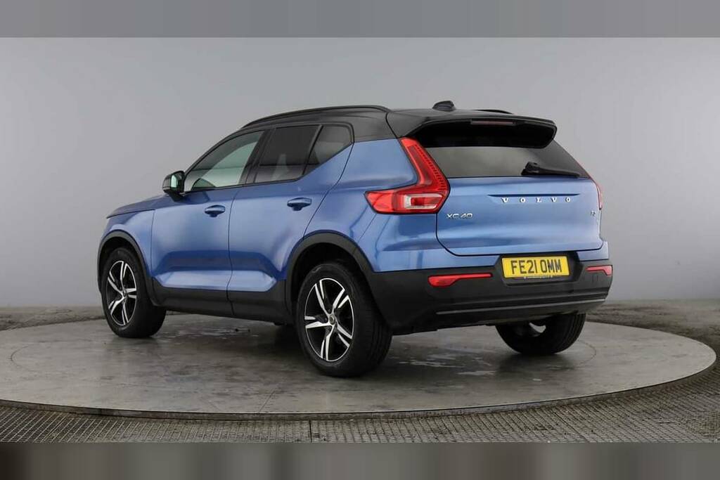 Volvo XC40 1.5 T3 163 R Design FE21OMM Blue #2
