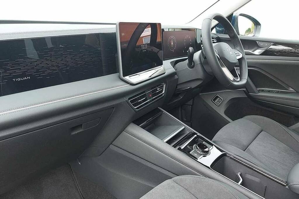 Volkswagen Tiguan 1.5 Tsi Ehybrid Elegance Dsg BG26TFA Blue #2