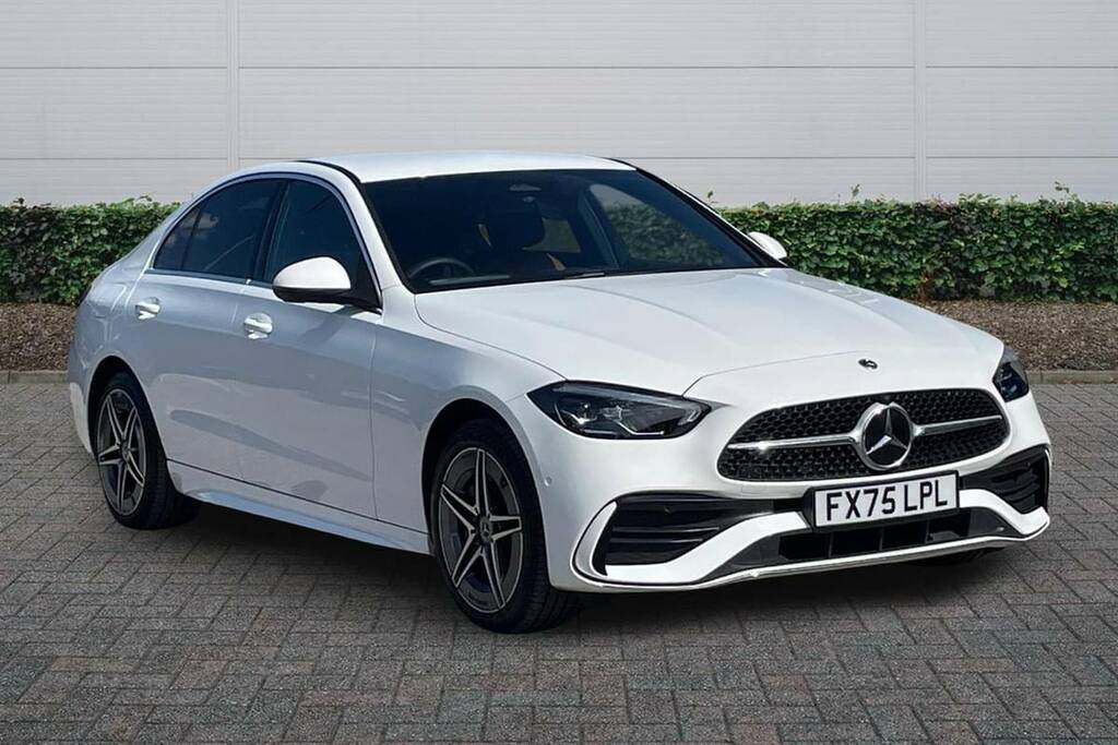 Mercedes-Benz C Class C300e Amg Line 9G-tronic White