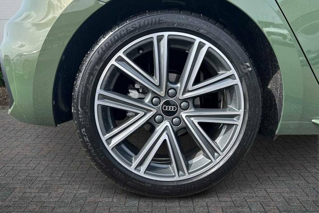 Audi A1 30 Tfsi S Line S Tronic VK26OOE Green #5