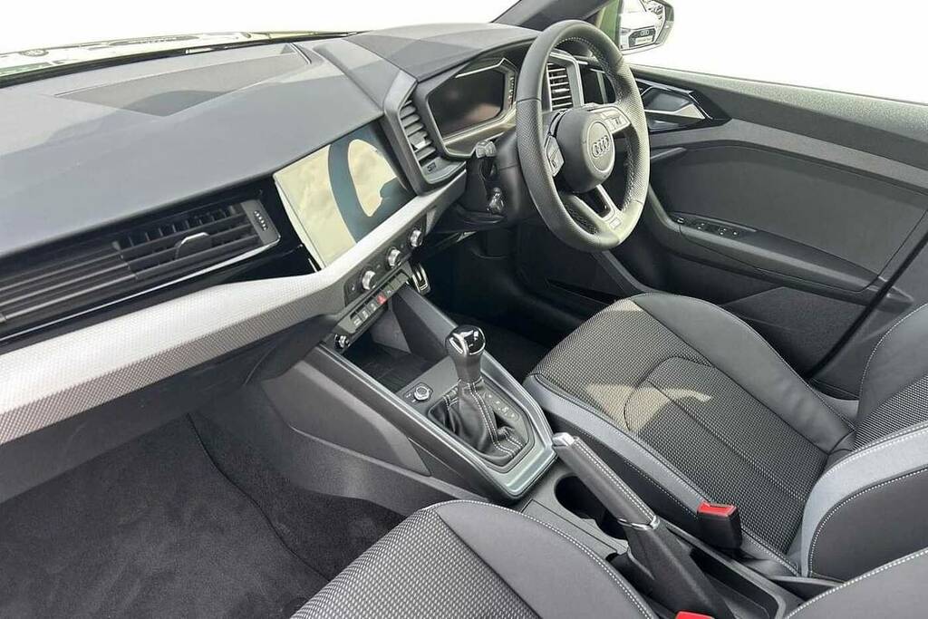 Audi A1 30 Tfsi S Line S Tronic VK26OOE Green #2