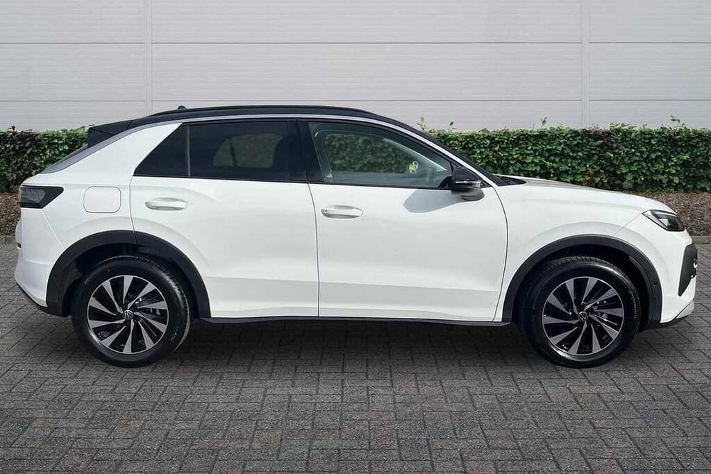 Volkswagen T-Roc 1.5 Etsi 150 Life Dsg VU26CWX White #4