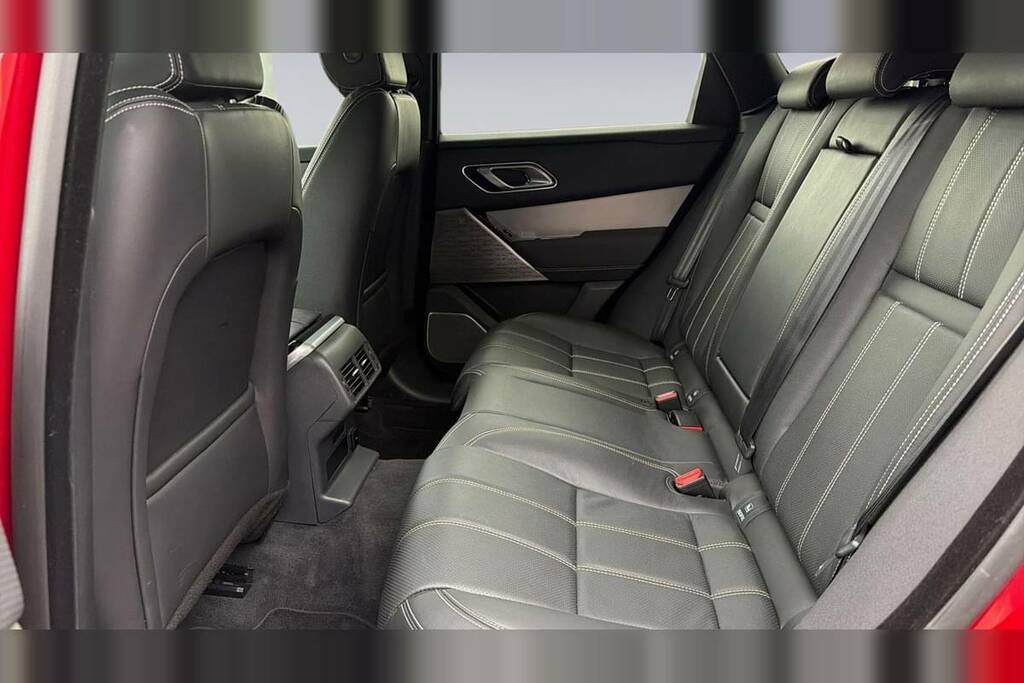 Land Rover Range Rover Velar 2.0 D200 Edition VF23JYL Red #4
