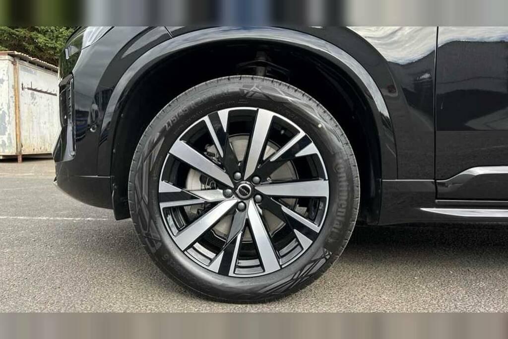 Volvo XC90 2.0 B5p Plus Dark Awd Geartronic Black #6