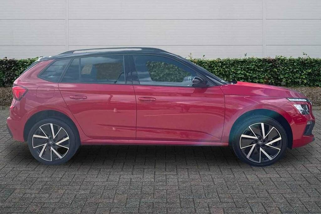 Skoda Kamiq 1.0 Tsi Design Edition Dsg Red #4