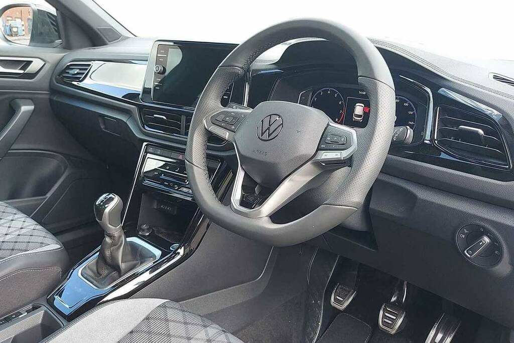 Volkswagen T-Roc 1.5 Tsi Black Edition Plus BG26OUP Black #6