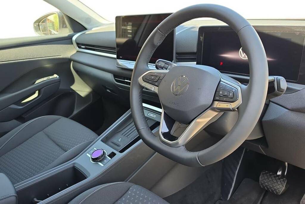 Volkswagen T-Roc 1.5 Etsi 150 Life Dsg VK26AXF White #4