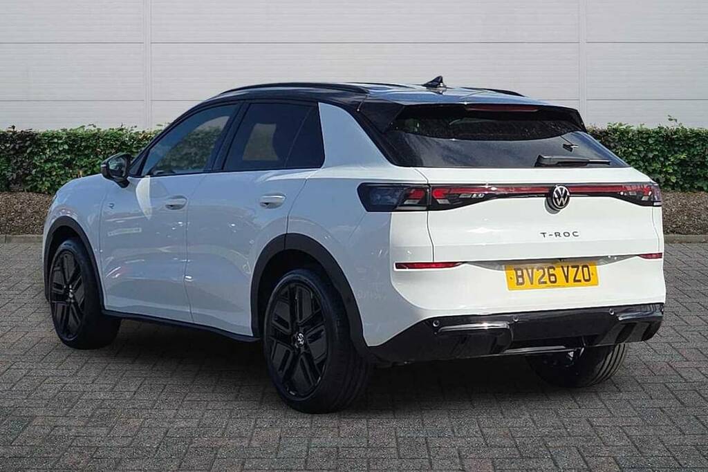 Volkswagen T-Roc 1.5 Etsi 150 R-line Dsg BV26VZO Black #3