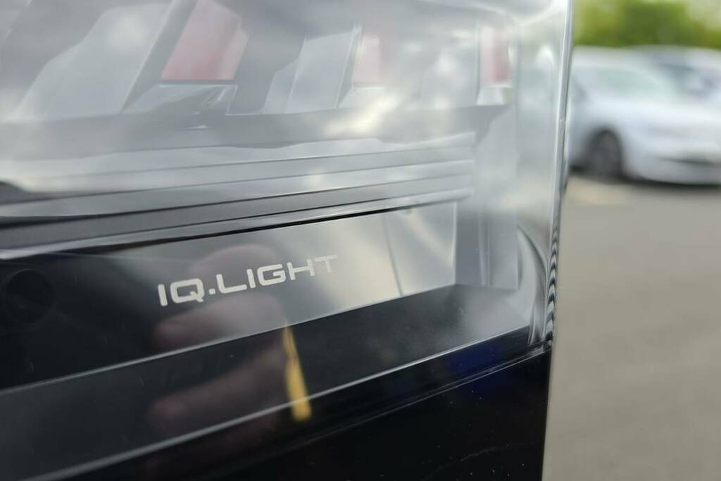 Volkswagen T-Roc 1.5 Etsi 150 R-line Dsg Black #6