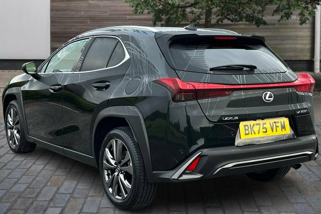 Lexus UX 300H 2.0 F-sport Design Cvt BK75VFM #3