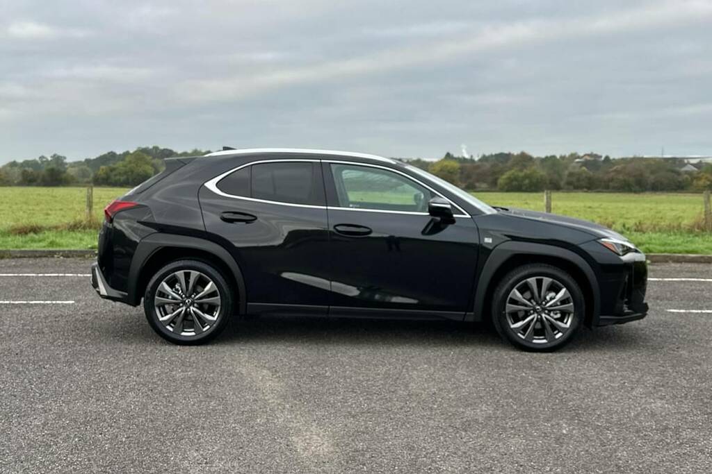 Lexus UX 300H 2.0 F-sport Design Cvt BK75VFM #4