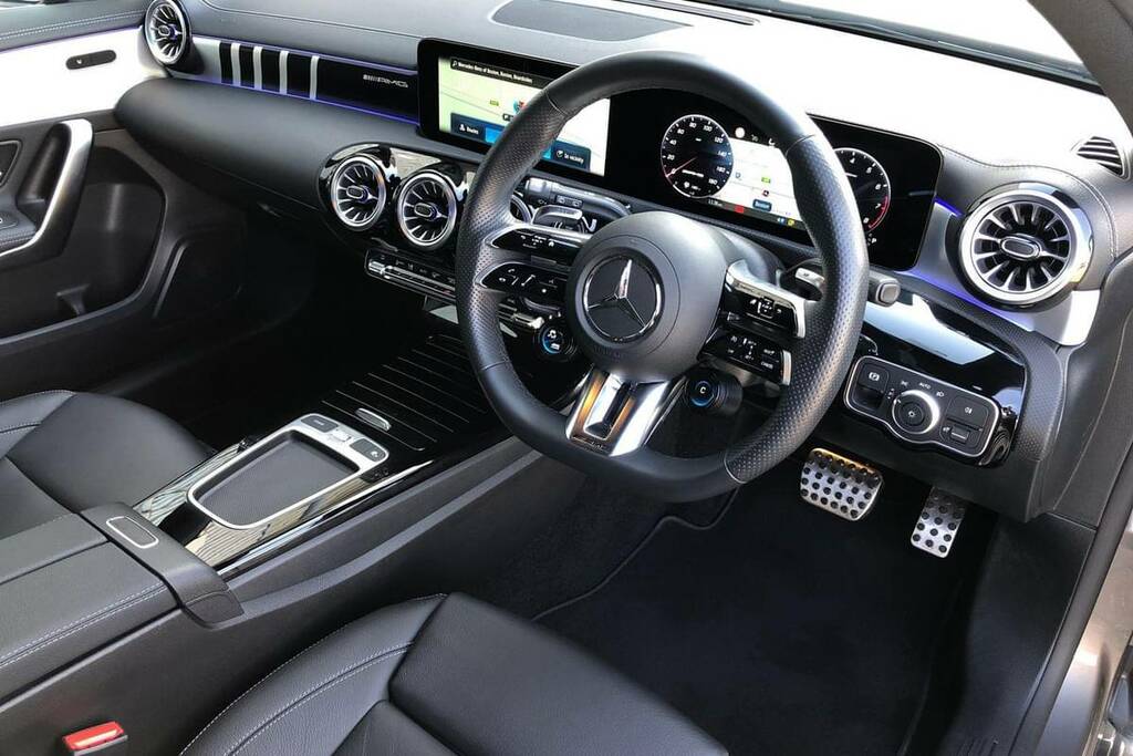Mercedes-Benz A Class A35 4Matic Touring Edition FV24PPO Grey #4