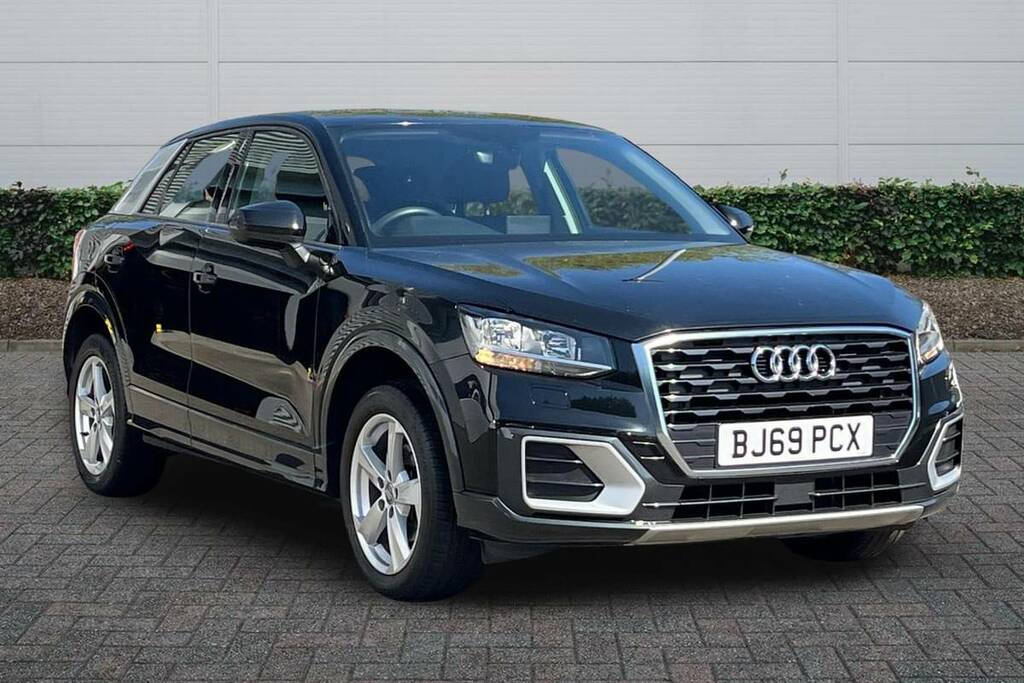 Audi Q2 30 Tdi Sport Black