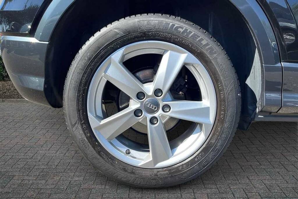 Audi Q2 30 Tdi Sport BJ69PCX Black #5