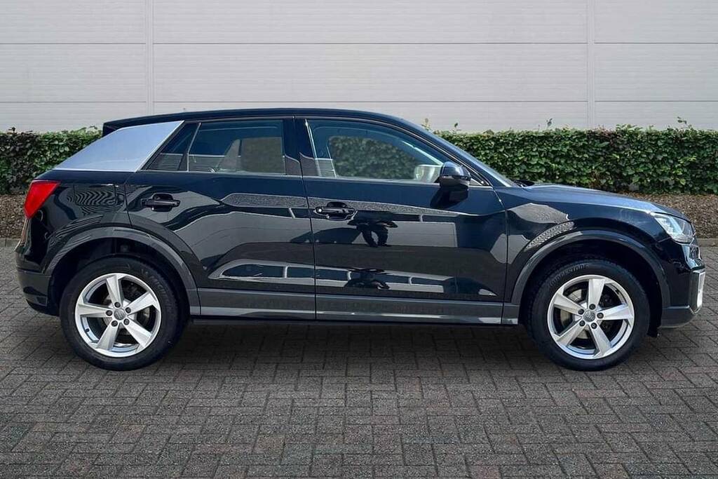Audi Q2 30 Tdi Sport BJ69PCX Black #4
