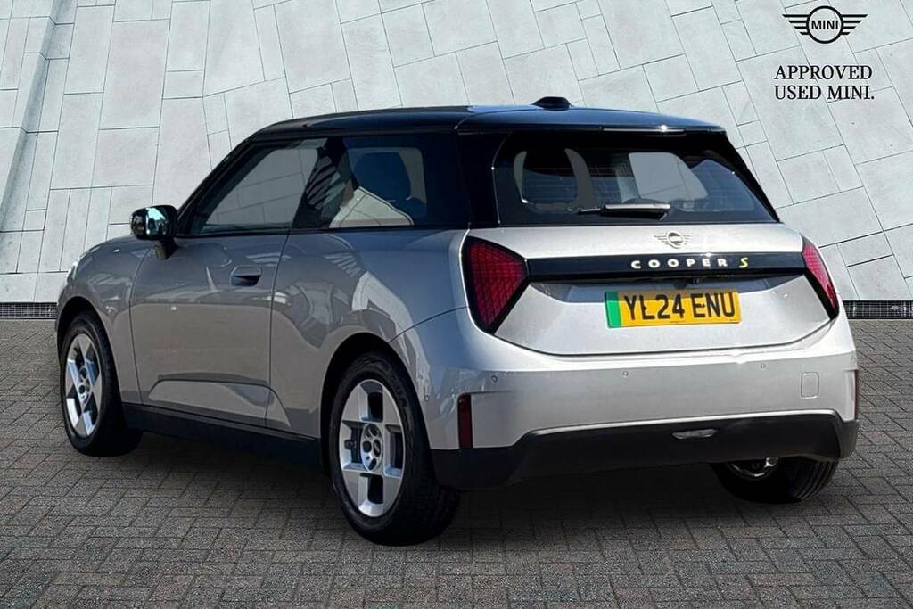 Mini Hatch 160Kw Se Classic 54Kwh Silver #2