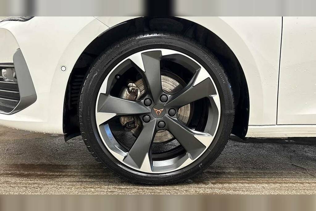 Cupra Leon 1.5 Etsi V1 Dsg DF24GAU White #5