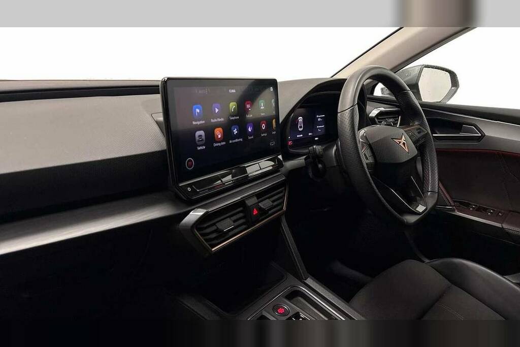 Cupra Leon 1.5 Etsi V1 Dsg DF24GAU White #2
