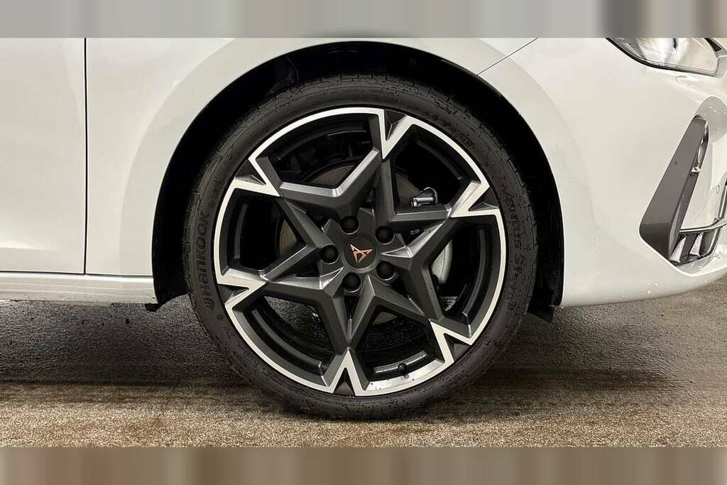 Cupra Leon 1.5 Tsi 150 V2 White #5