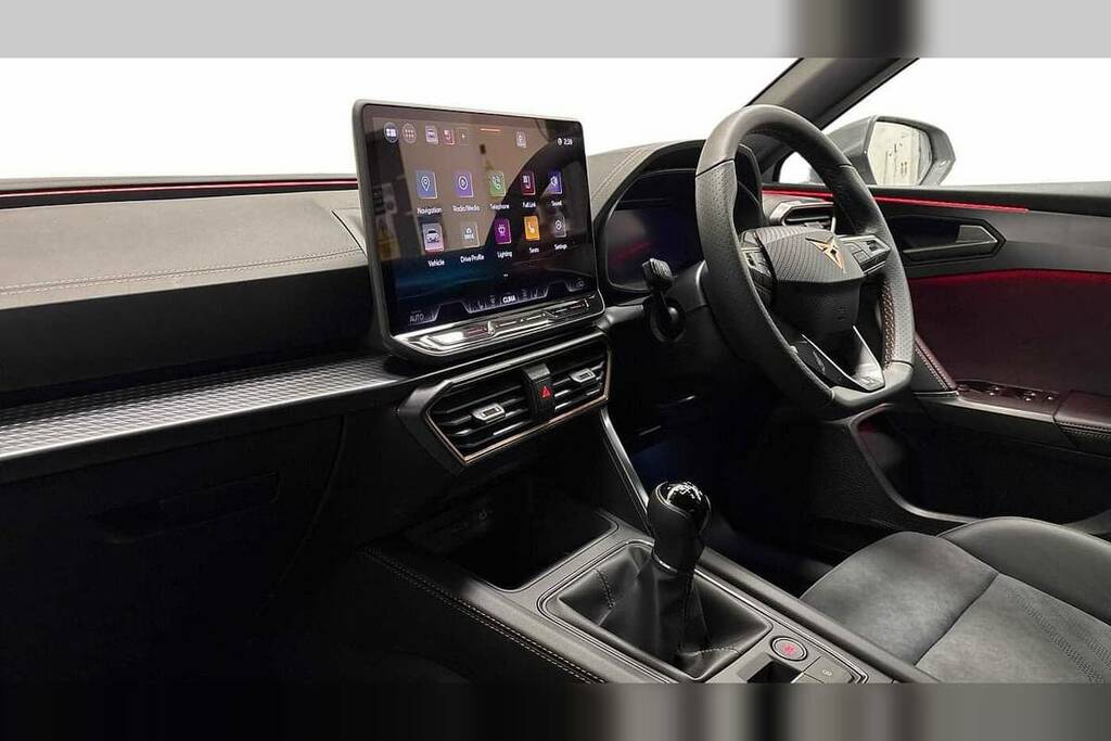 Cupra Leon 1.5 Tsi 150 V2 White #2