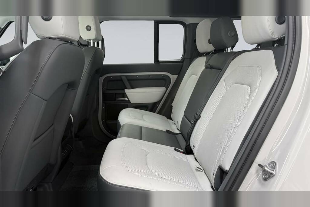 Land Rover Defender 110 2.0 P300e X-dynamic Se 110 Ni Grey #4