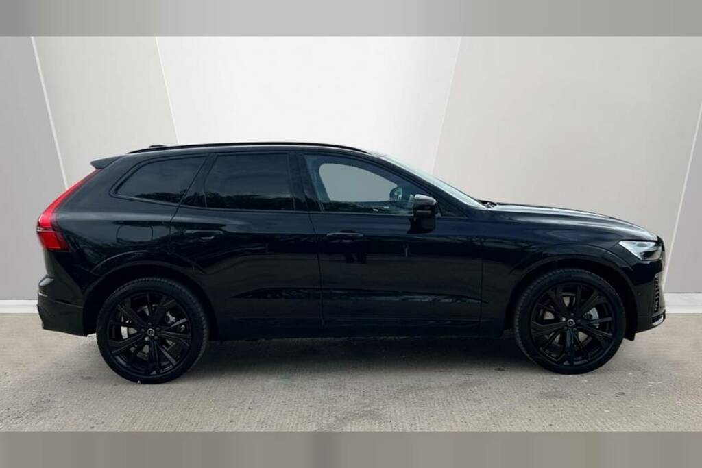 Volvo XC60 2.0 T6 350 Phev Plus Black Ed Awd Geartronic VU26UFZ Black #2