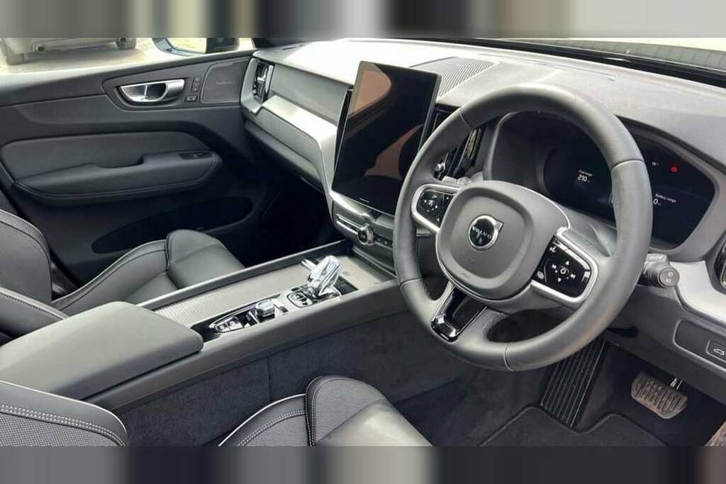 Volvo XC60 2.0 T6 350 Phev Plus Black Ed Awd Geartronic VU26UFZ Black #6