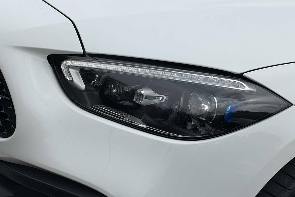 Mercedes-Benz C Class C300e Amg Line Premium Plus 9G-tronic White #6
