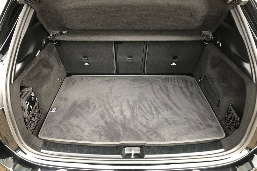 Mercedes-Benz GLA Class 35 4Matic Premium Plus KN25HJC Black #3