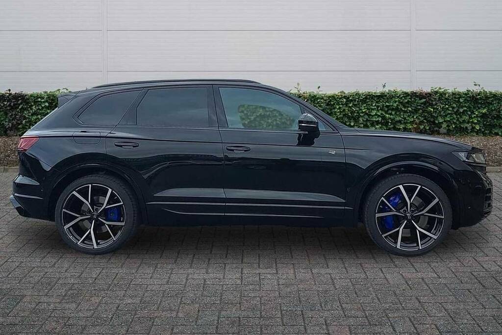 Volkswagen Touareg 3.0 V6 Tsi Ehybrid 4M R Final Edition Tip BG26AMK Black #4