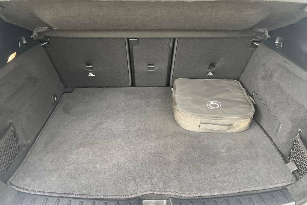 Mercedes-Benz EQA 350 4M 215Kw Amg Line Executive 66.5Kwh At KM24DGV Grey #2