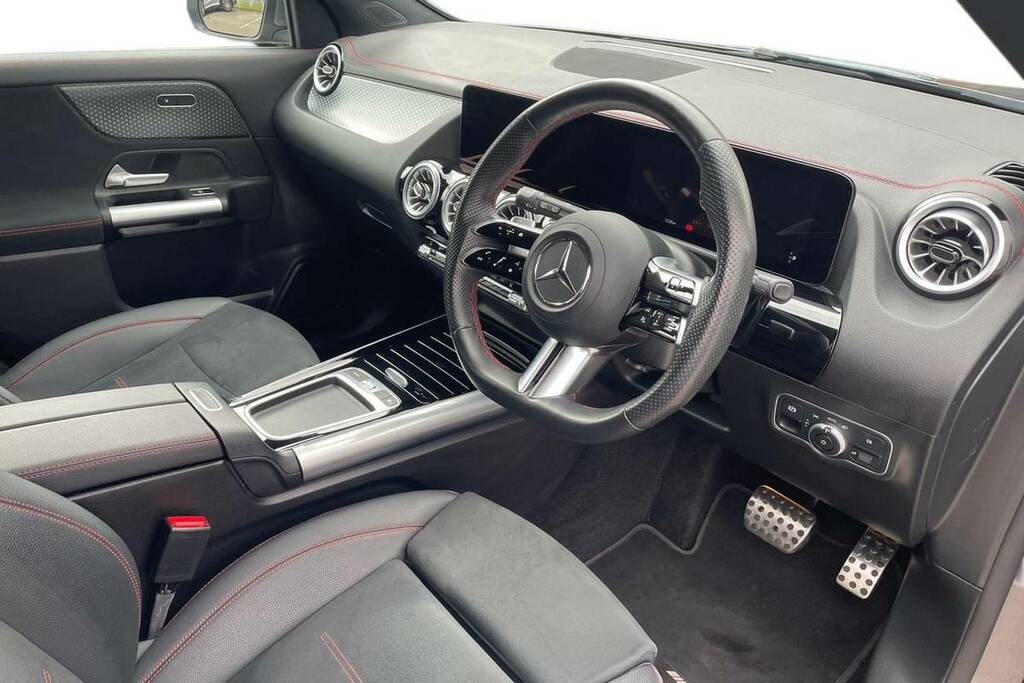 Mercedes-Benz EQA 350 4M 215Kw Amg Line Executive 66.5Kwh At KM24DGV Grey #4
