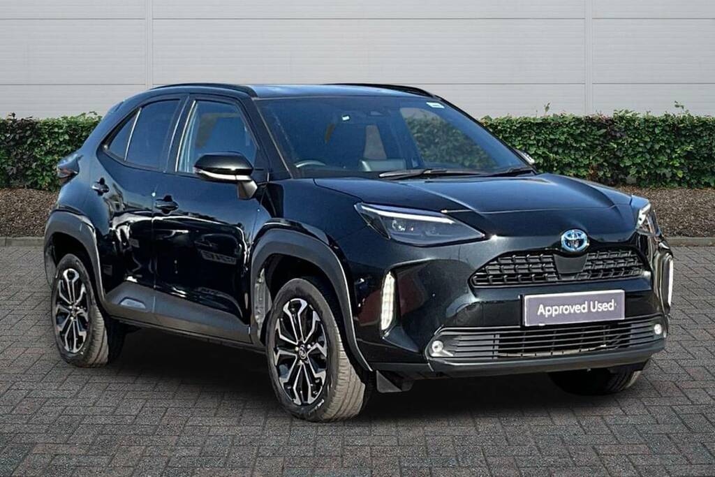 Toyota Yaris Cross 1.5 Hybrid Design Cvt Black