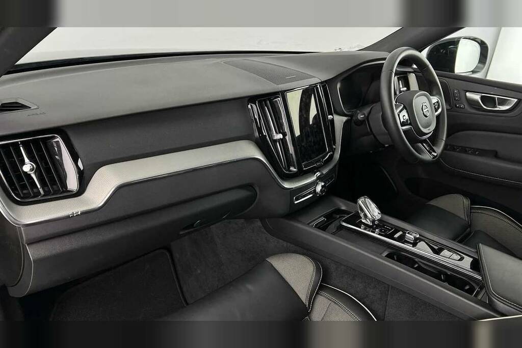 Volvo XC60 2.0 B4p Plus Dark Geartronic PF72OUE Grey #5