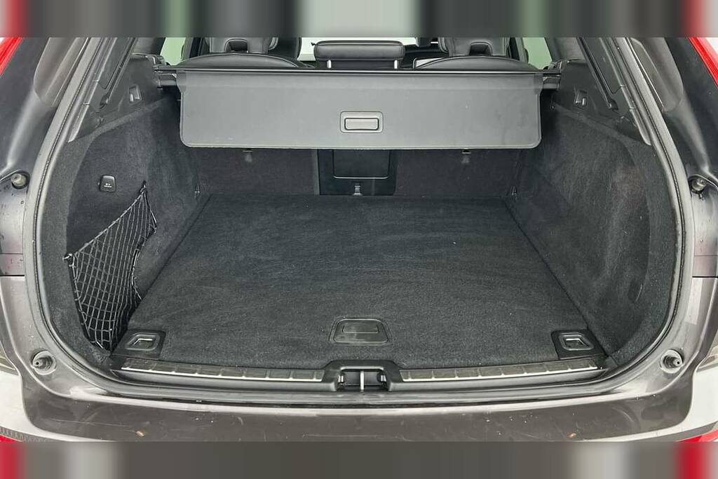 Volvo XC60 2.0 B4p Plus Dark Geartronic PF72OUE Grey #2