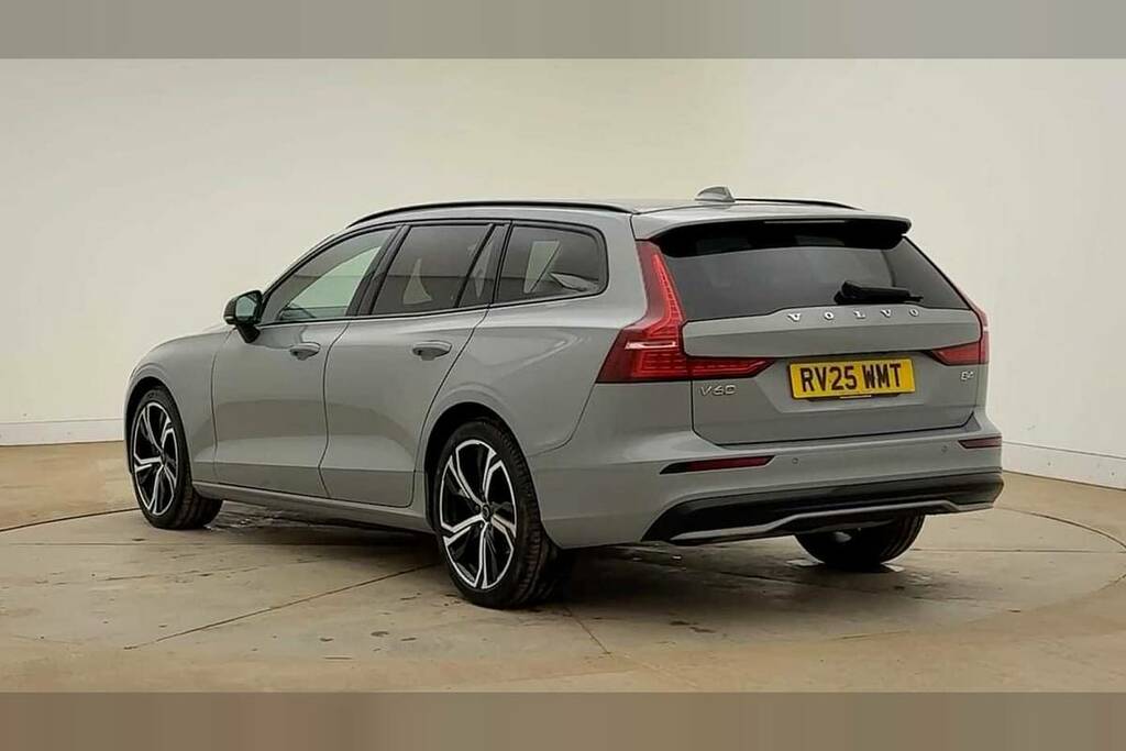 Volvo V60 2.0 B4p Plus Dark 7 Speed RV25WMT Grey #3