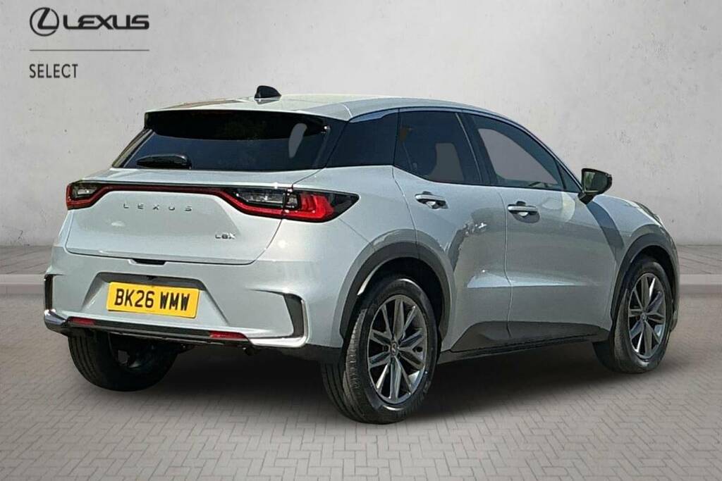 Lexus LBX 1.5 Premium Plus E-cvt BK26WMW #2