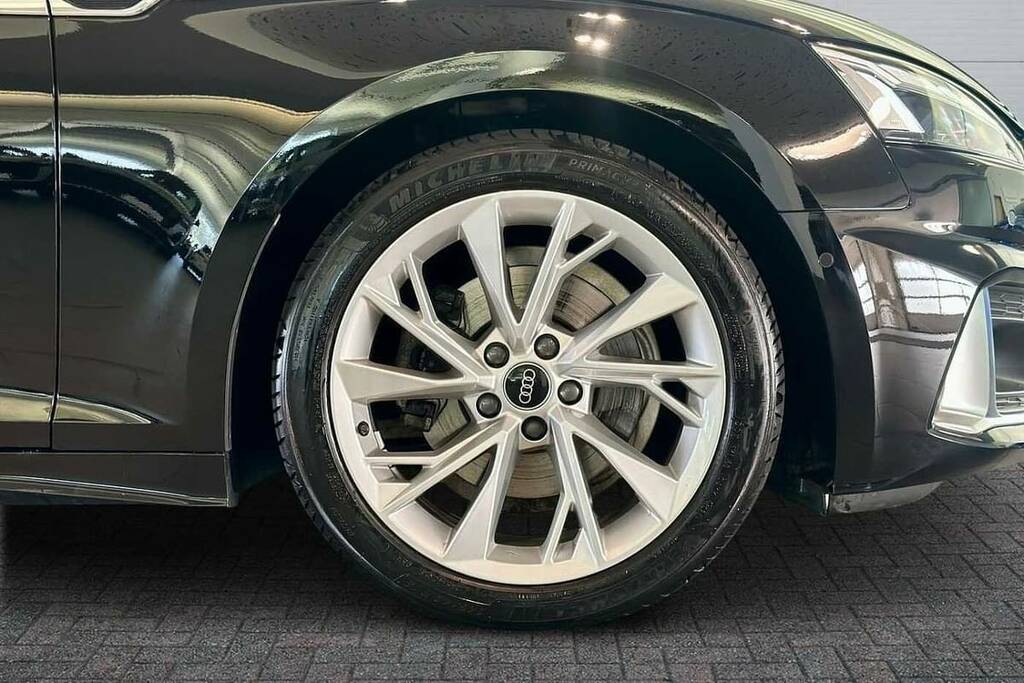 Audi A5 35 Tfsi Sport S Tronic WV24RPX Black #5