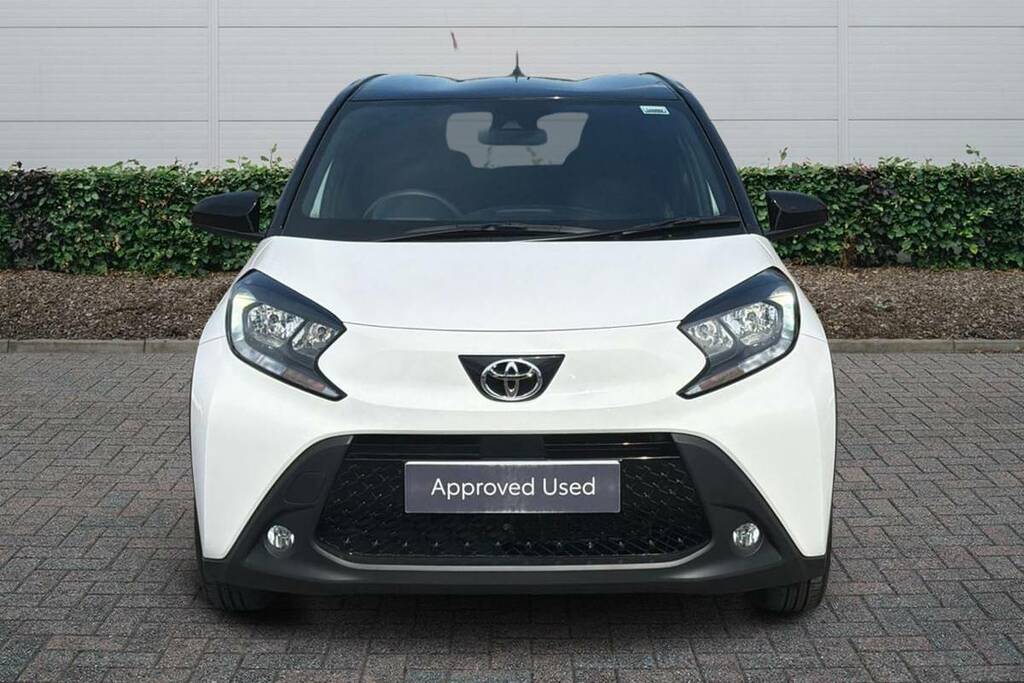 Toyota Aygo X 1.0 Vvt-i Edge FG25EJX White #3