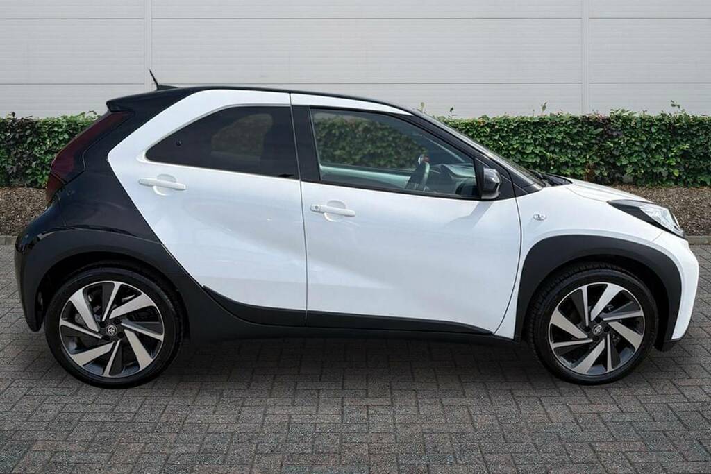 Toyota Aygo X 1.0 Vvt-i Edge FG25EJX White #5