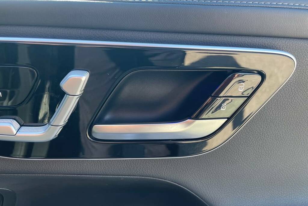 Mercedes-Benz GLC Class 300D 4Matic Amg Line Premium 9G-tronic KX25UXC Grey #6