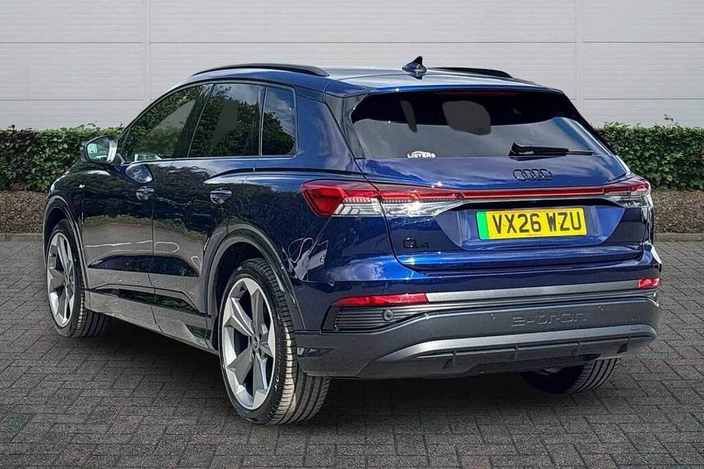 Audi Q4 E Tron 210Kw 45 82Kwh Black Edition Blue #3