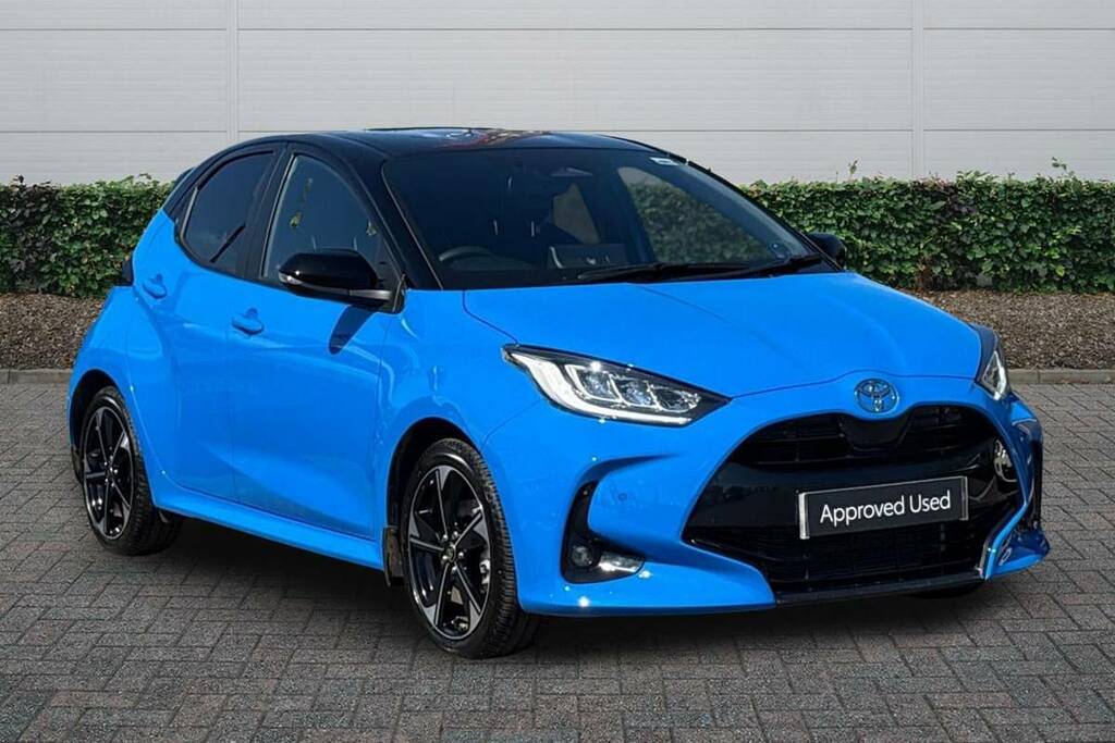 Toyota Yaris 1.5 Hybrid 130 Premiere Edition Cvt Blue
