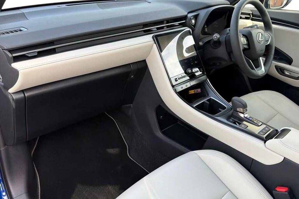 Lexus LBX 1.5 Premium Plus E-cvt BF25ABN Blue #5