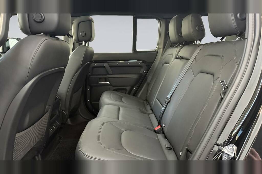 Land Rover Defender 110 3.0 D350 X-dynamic Hse 110 BG75DHE Black #4